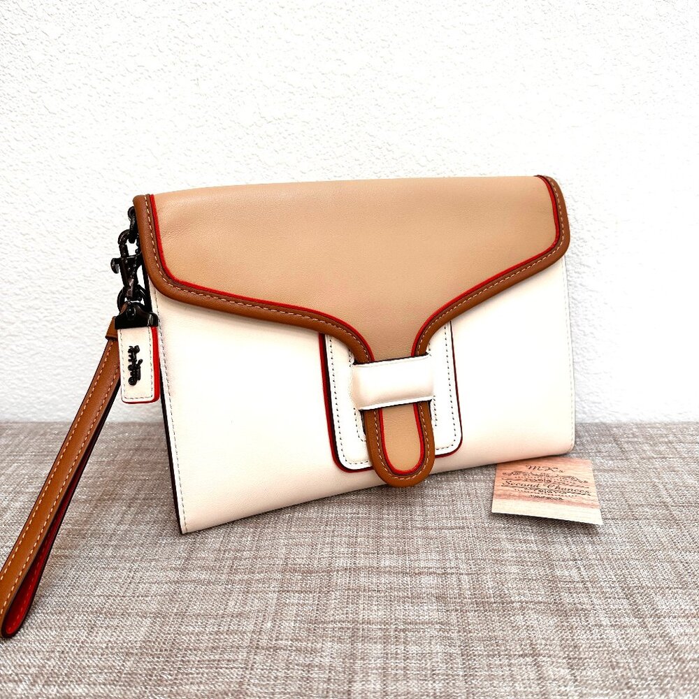 Coach Courier Wristlet 837 Colorblock Chalk Multi in EUC